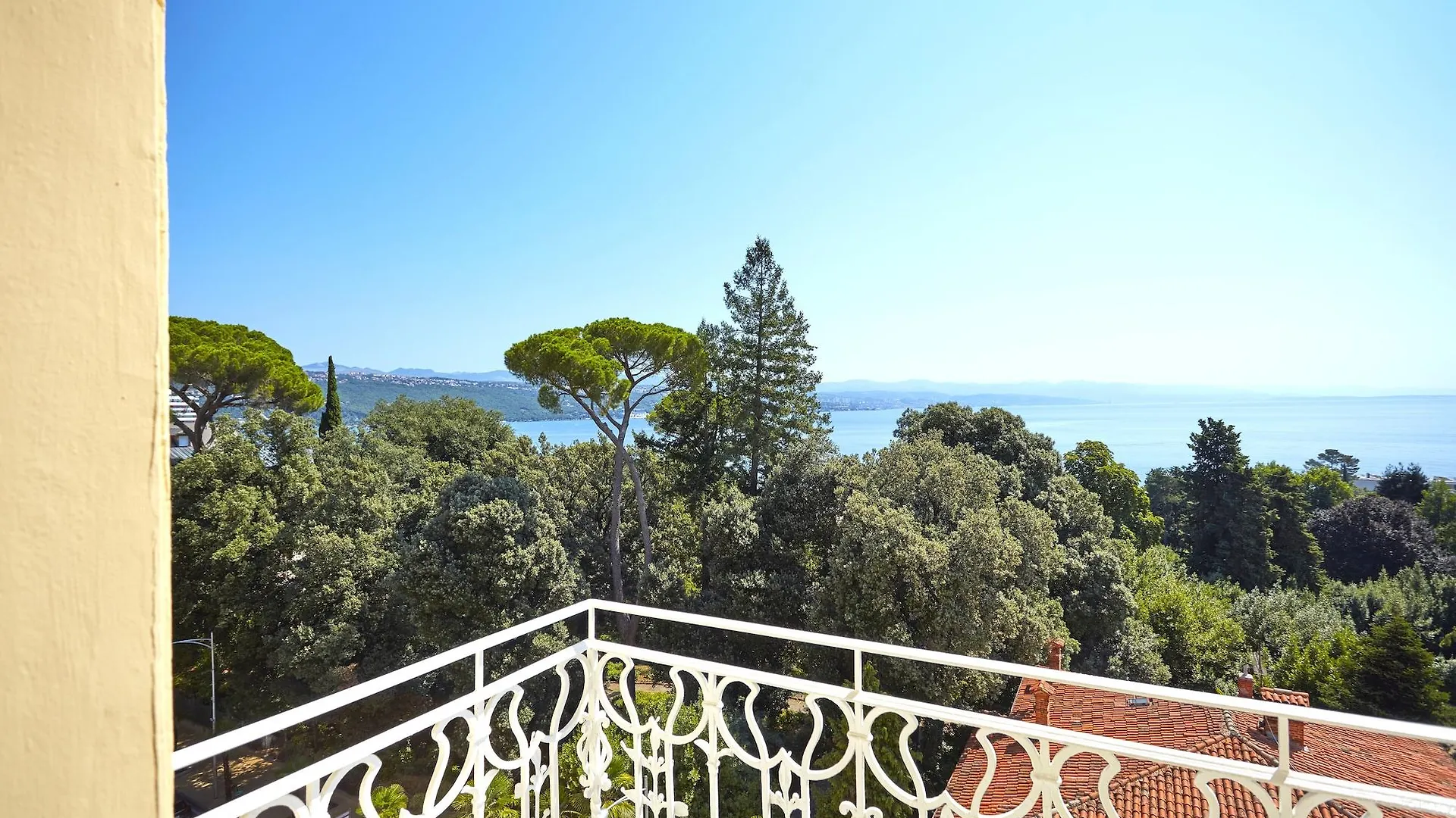 Bristol Hotel Abbazia 4*,